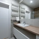 Apartment Very Stylish&secure Penthouse -free Parking Lodz