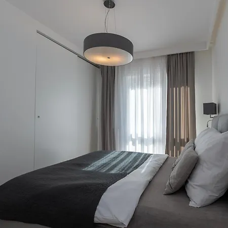 Very Stylish&secure Penthouse -free Parking