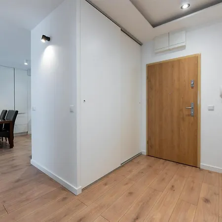 Apartment Very Stylish&secure Penthouse -free Parking *