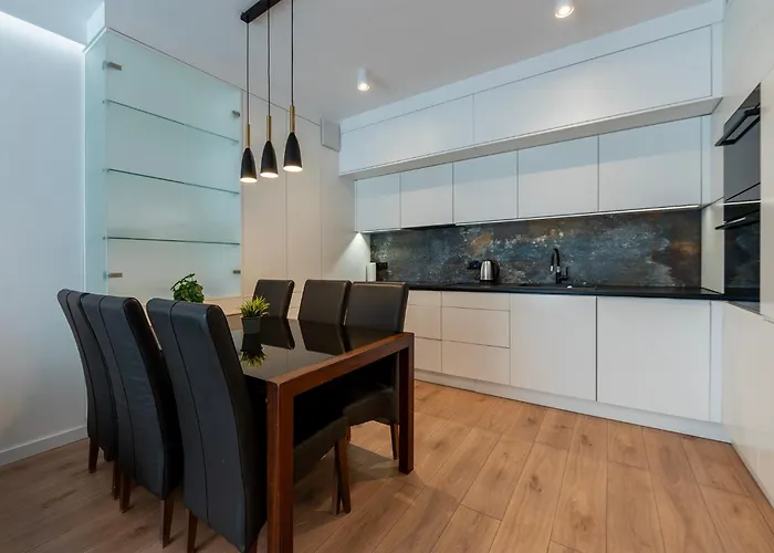 Very Stylish&secure Penthouse -free Parking