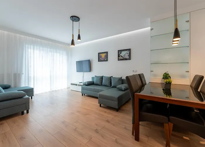 Very Stylish&secure Penthouse -free Parking Łódź